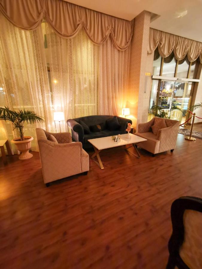 فندق كيان - Kyan Hotel Khamis Mushait Buitenkant foto
